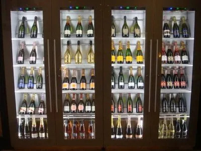 The Pearl Restaurant & Champagne Bar