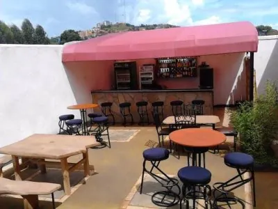 Ishaazi Restaurant & Cafe
