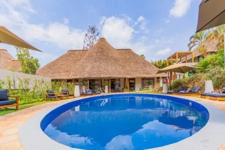 LE PETIT VILLAGE HOTEL