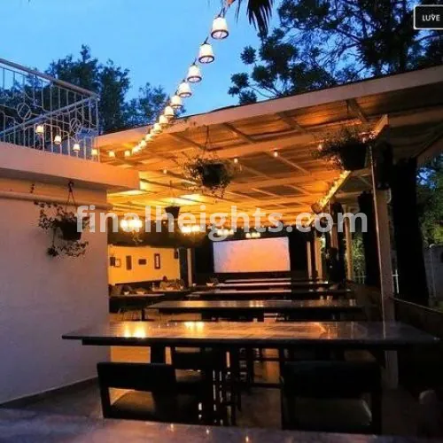 Luve Restaurant & Bar