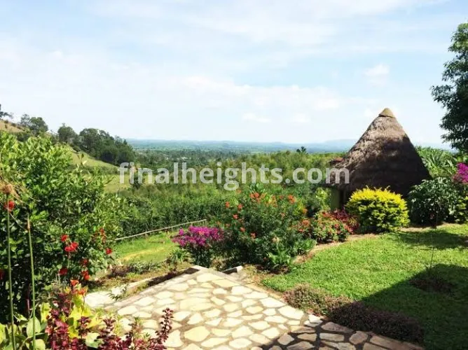 NYORE HILLSIDE RETREAT