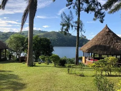 Nyinabulitwa Country Resort & Safari Camp