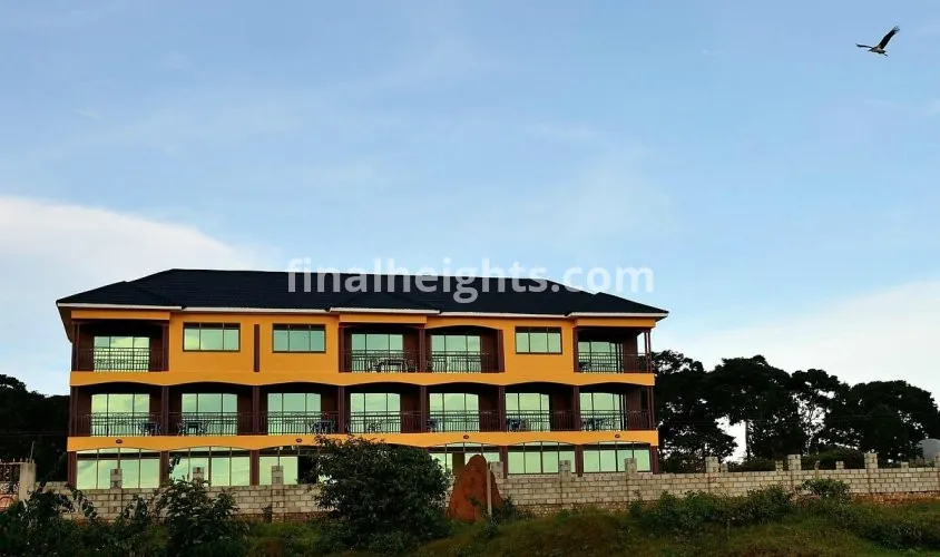 4 Penguins Hotel
