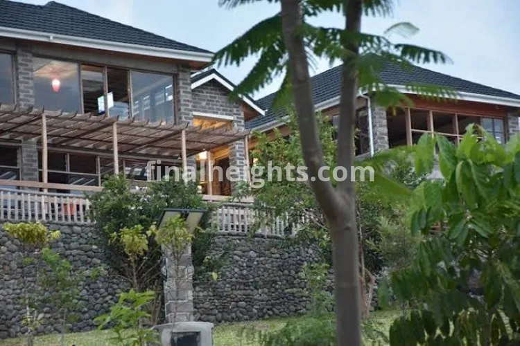KYANGABI CRATER RESORT