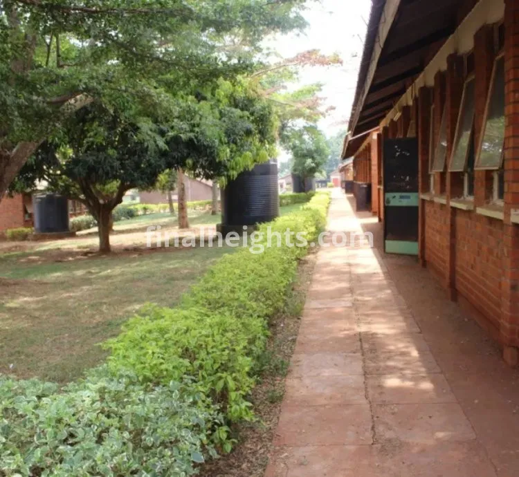Kyambogo College School