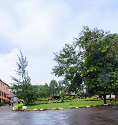 Janan secondary school - Bombo