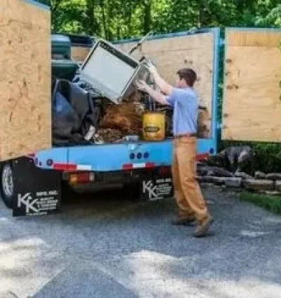 Esparza Hauling & Junk Removal