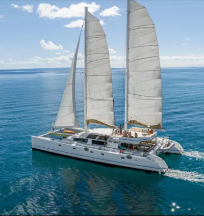 - Location catamaran Nouméa