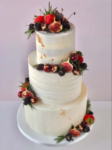 Berries and Buttercream Wedding