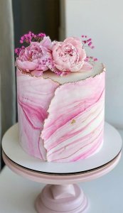 Love cake