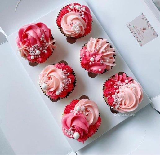 Valentines day cupcakes 2