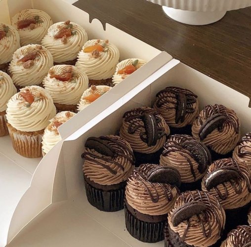 Vegan chocolate cupcakes
