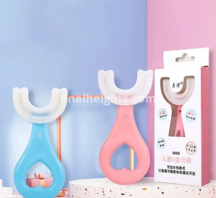 1pc Kid's toothbrush - multicolor