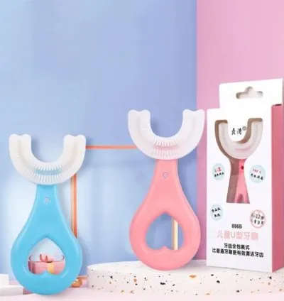 1pc Kid's toothbrush - multicolor